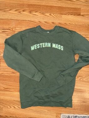 Treehouse brewery western mass sweatshirt